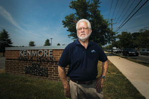 Glencarlyn resident  Peter Olivere. Photo by Erick Gibson