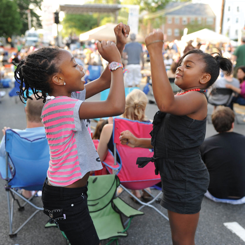 Columbia Pike Blues Festival. Photo by Lloyd Wolf